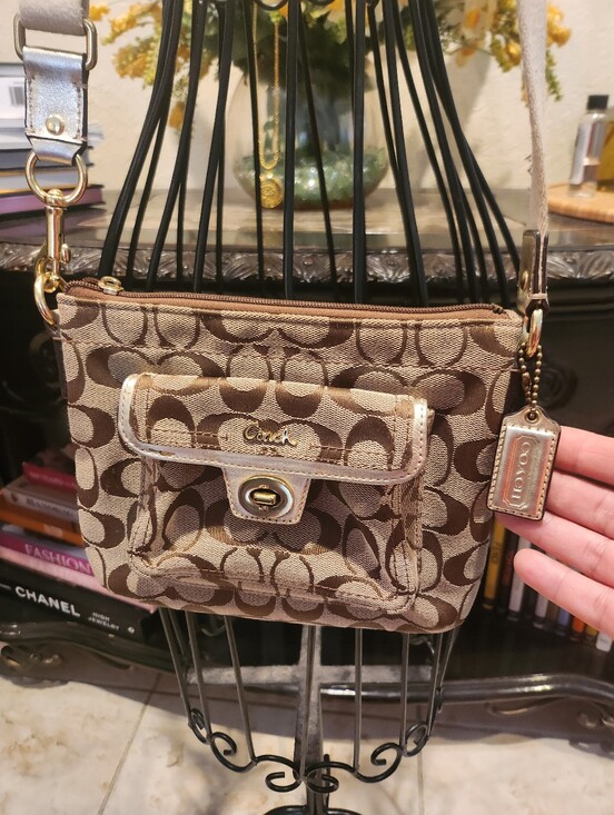 Coach Handbags - Coach Penelope Signature Turnlock Swingpack